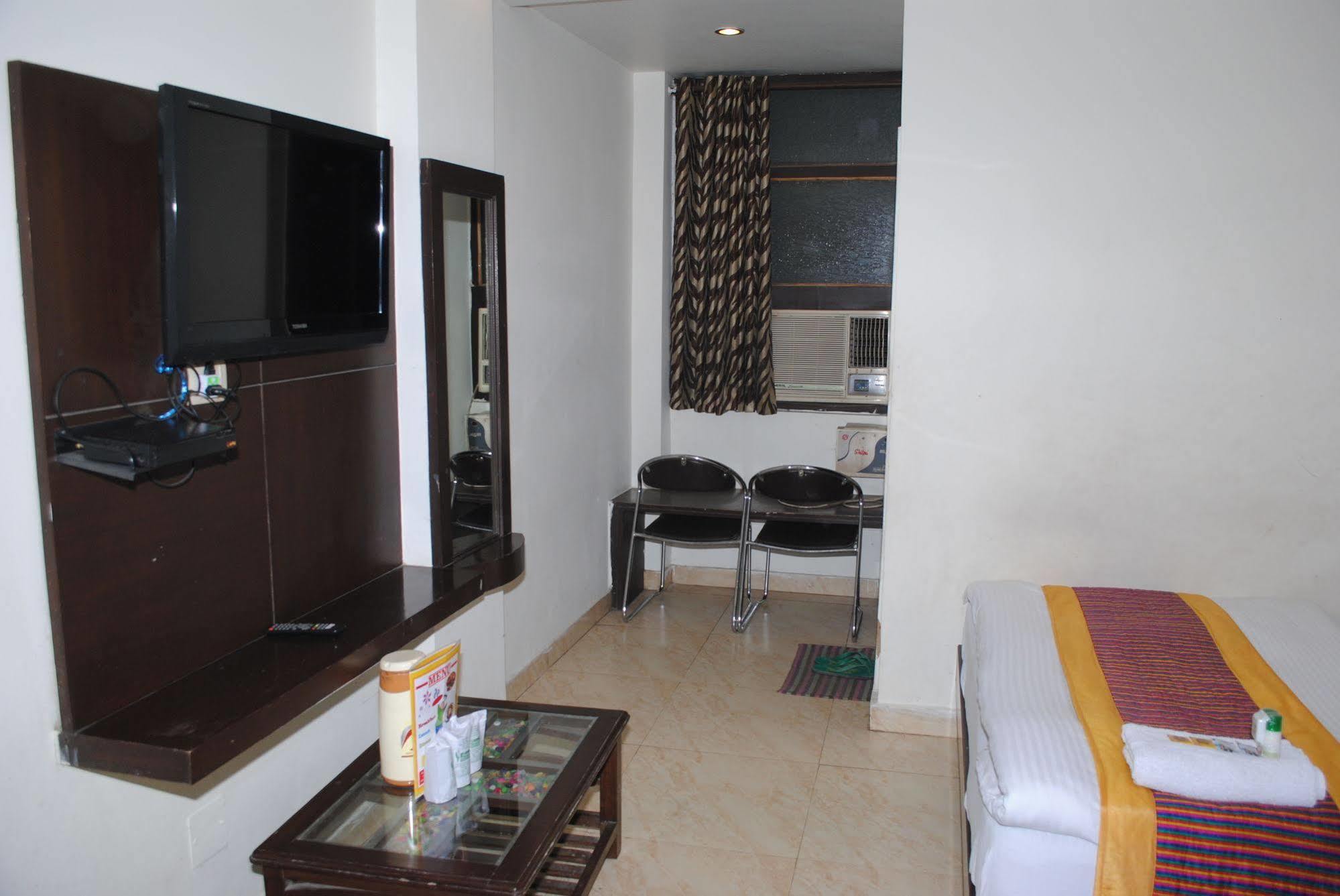 Hotel Seven Seas Inn New Delhi Eksteriør billede