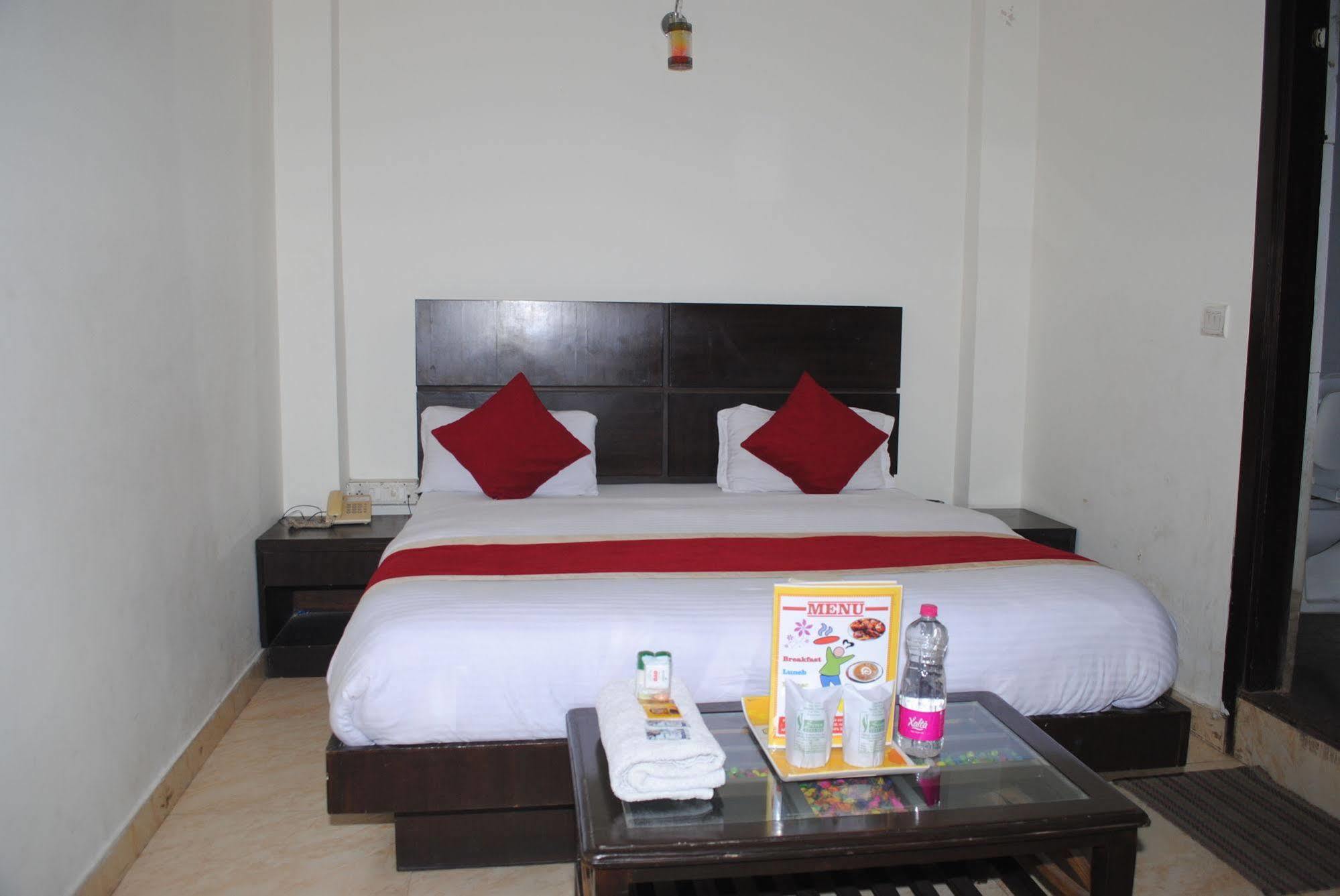 Hotel Seven Seas Inn New Delhi Eksteriør billede